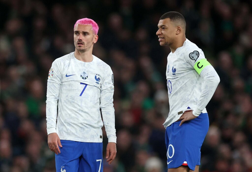 Antoine Griezmann et Kylian Mbappé en équipe de France