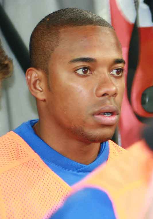 Robinho vers une peine purgée au Brésil